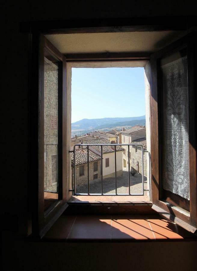 شقة La Terrazza Sulla Val D'Orcia Castiglione dʼOrcia المظهر الخارجي الصورة